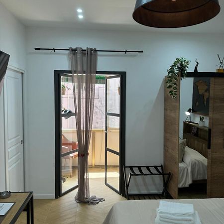 Gennarino Apartments - Panorama Suite With Balcony And Urban Loft Napels Buitenkant foto