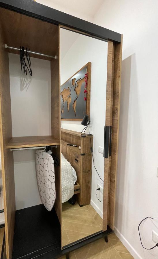 Gennarino Apartments - Panorama Suite With Balcony And Urban Loft Napels Buitenkant foto