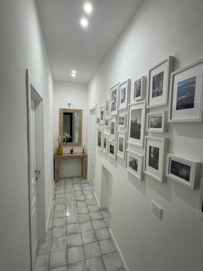 Gennarino Apartments - Panorama Suite With Balcony And Urban Loft Napels Buitenkant foto